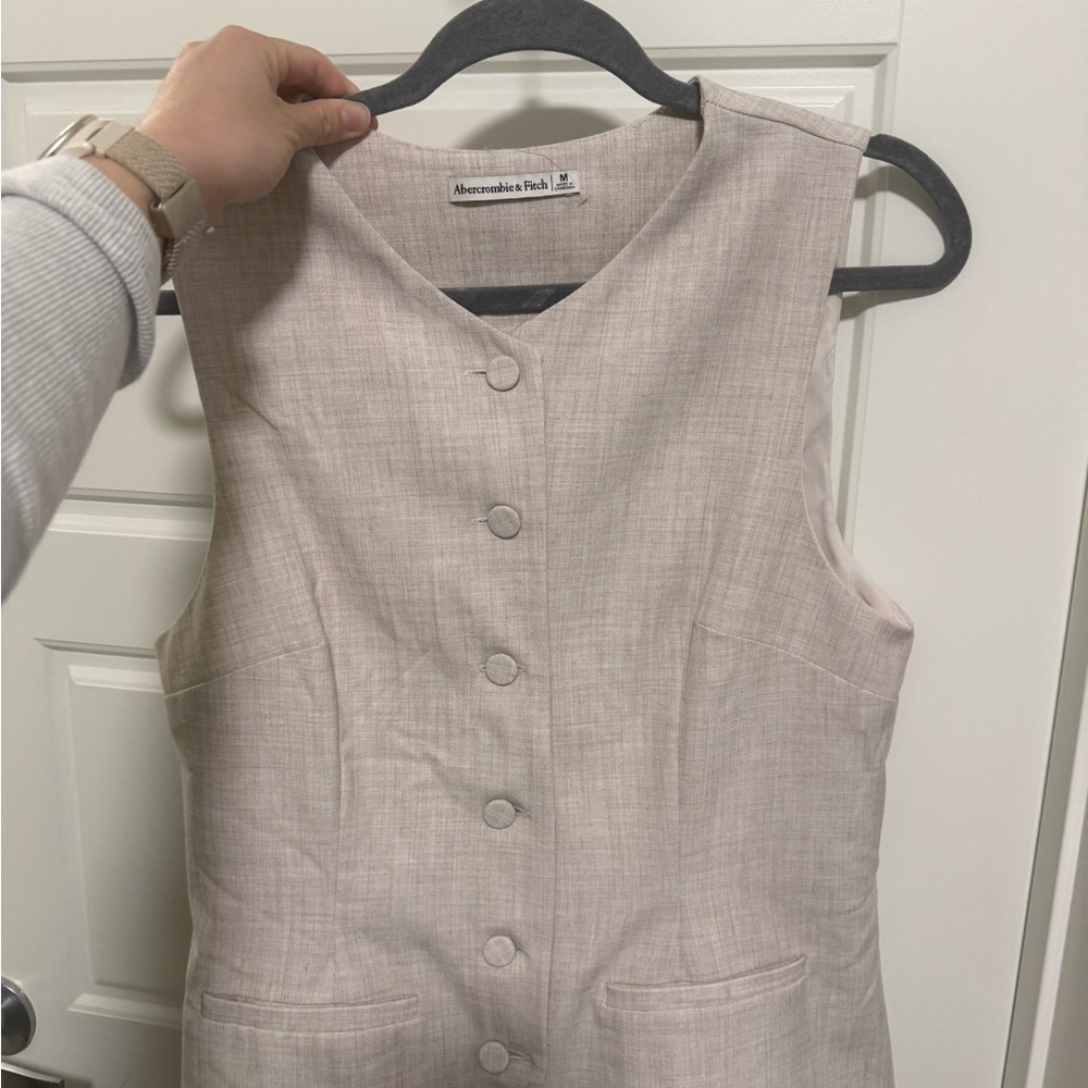 Abercrombie & Fitch Light Tan Vest
